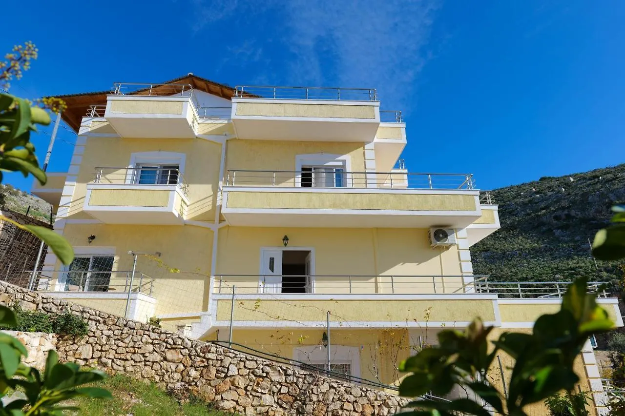 Apartment Sunny Holiday Sarande Albania