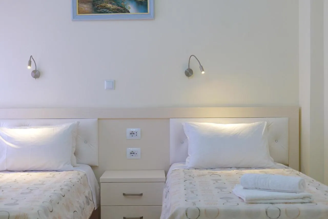 Apartment Sunny Holiday Sarande
