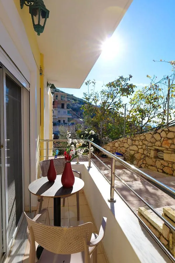 Sunny Holiday Sarande 0*,  Albania