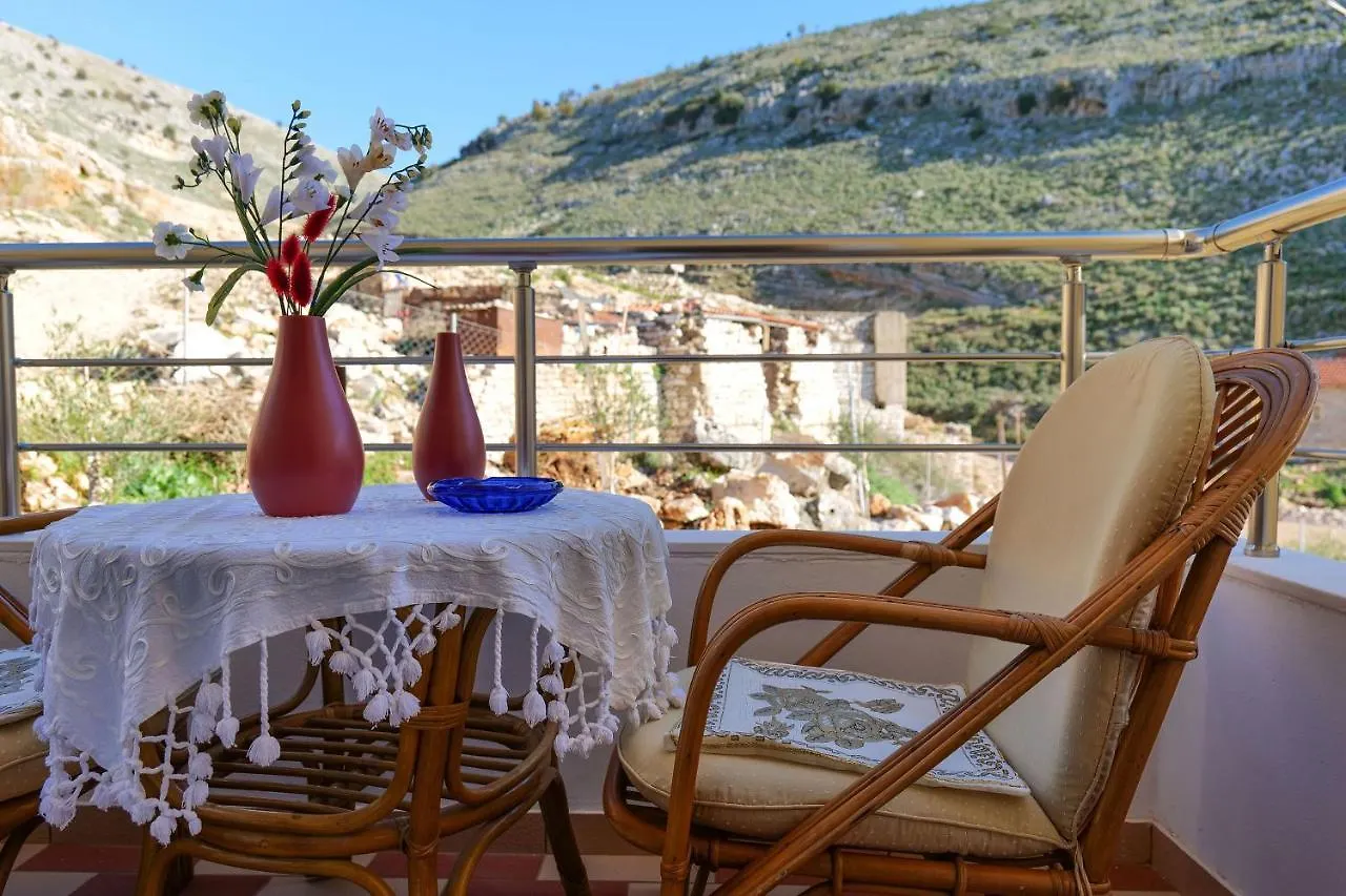 Apartment Sunny Holiday Sarande
