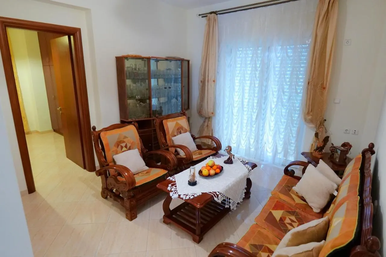 Sunny Holiday Sarande 0*,  Albania